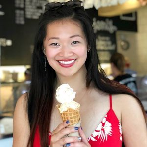 Meet your Posher, Emily